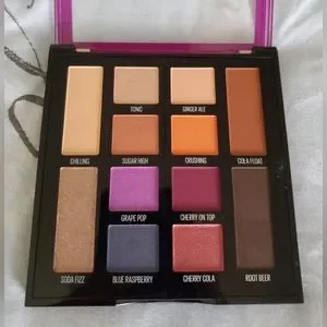 Maybelline New York Eyeshadow Palette Makeup – Soda Pop, Schimmernde Lidschatten-Farben